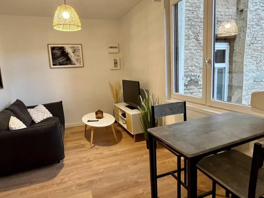 Appartement Cosy Plein Centre ドゥエー エクステリア 写真
